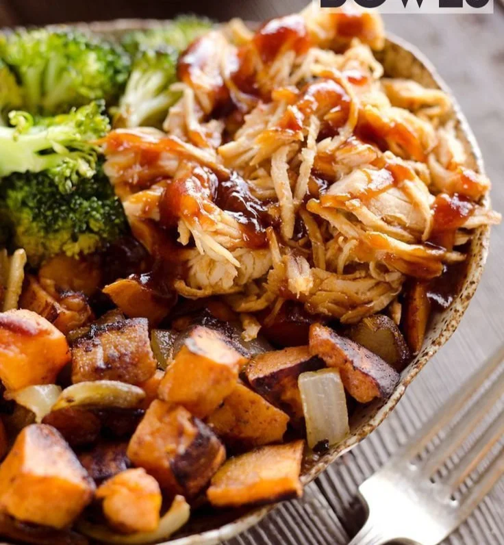 BBQ chicken and roasted sweet potato bowls meal prep ready for serving.