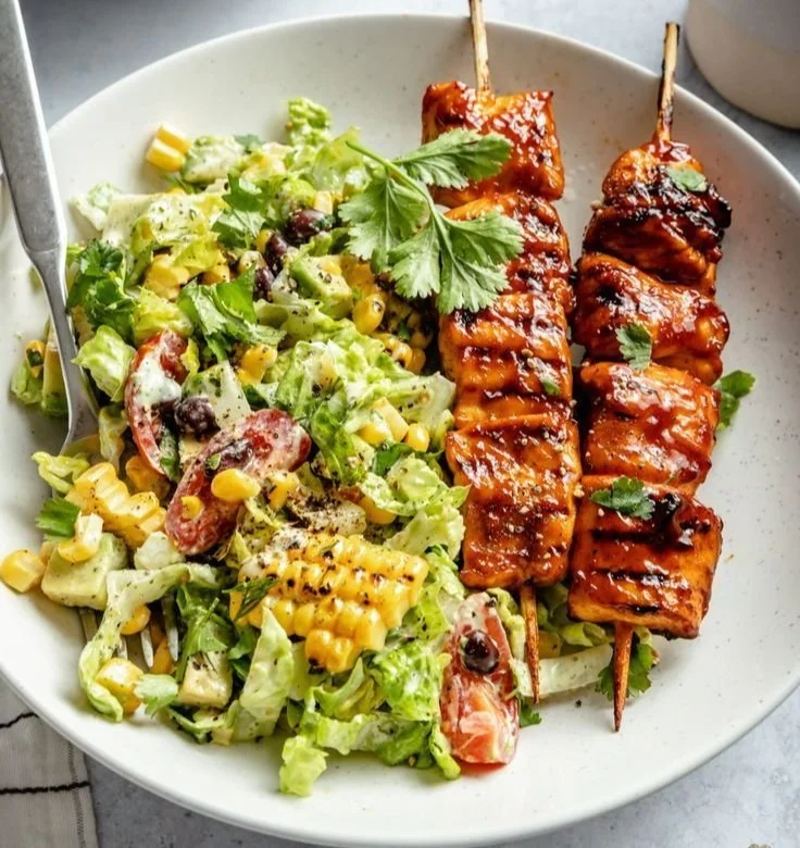BBQ Chicken Skewer Salad with colorful veggies and Whole30 Herby Ranch dressing