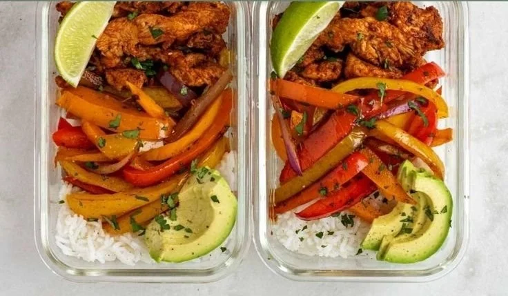 Delicious Chicken Fajita Meal Prep Bowls with colorful veggies and rice