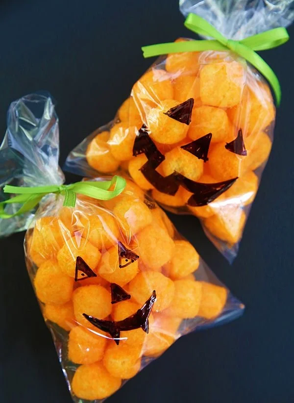 Easy Halloween classroom treats for kids and festive celebrations.