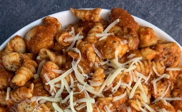 Garlic Parmesan Healthy Chicken Pasta