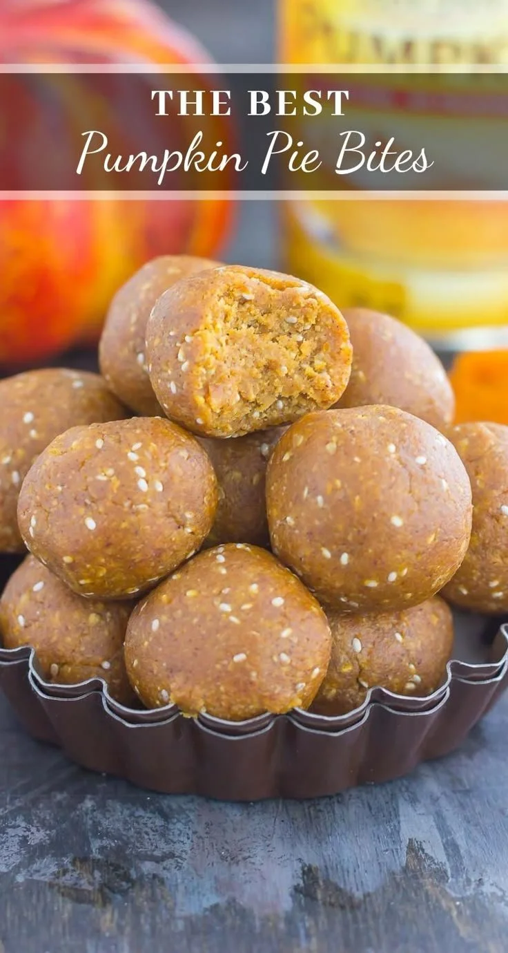 Healthy and easy pumpkin pie bites on a wooden table
