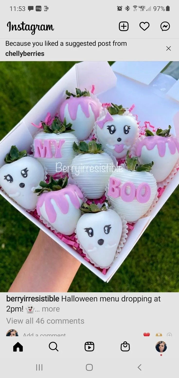 Plate of delicious chocolate covered strawberries for Halloween decorations.