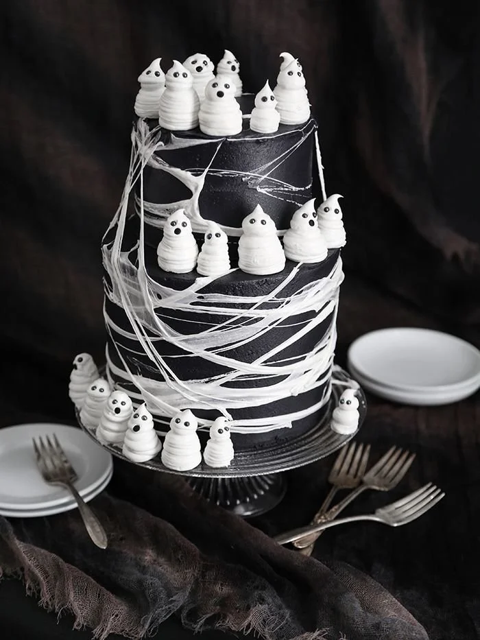 Decorative Marshmallow Web Ghost Cake perfect for Halloween celebrations.